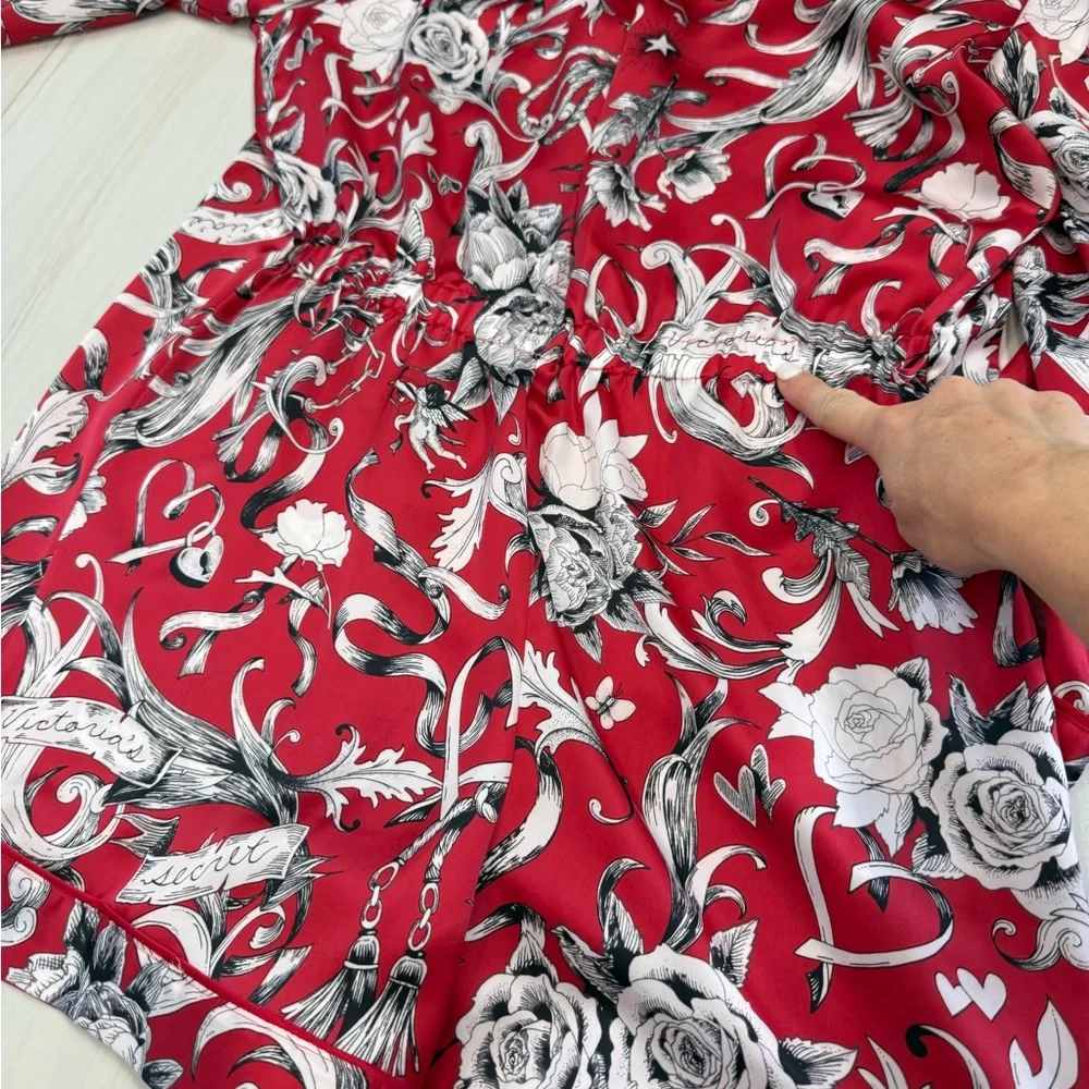 Victoria’s Secret Romper Onesie (A234) - Picture 9 of 11